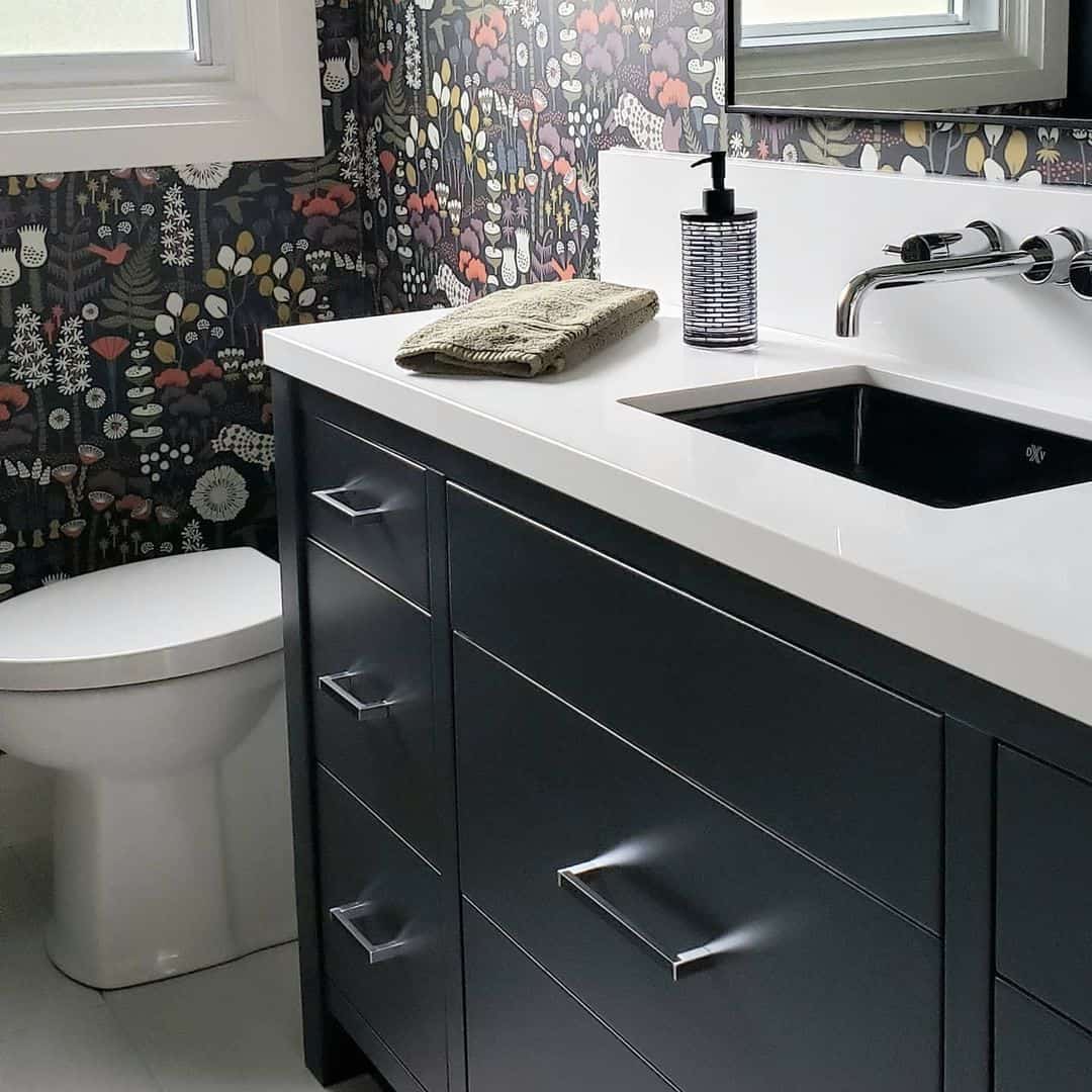 30 Black Bathroom Vanity Designs that Will Make a Statement