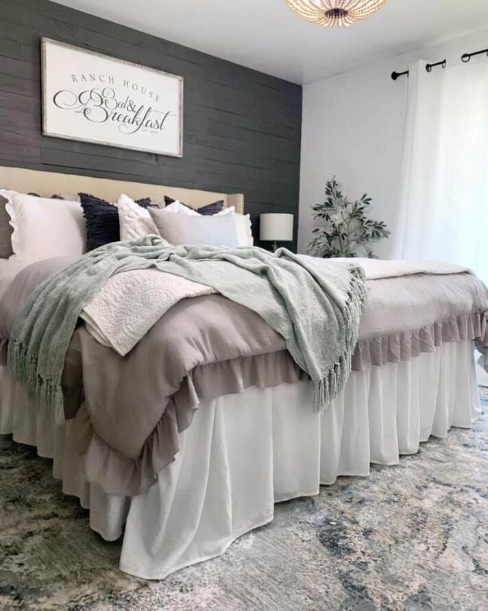 18 Ideas for Shiplap Accent Walls in Bedroom You’ll Want to Try