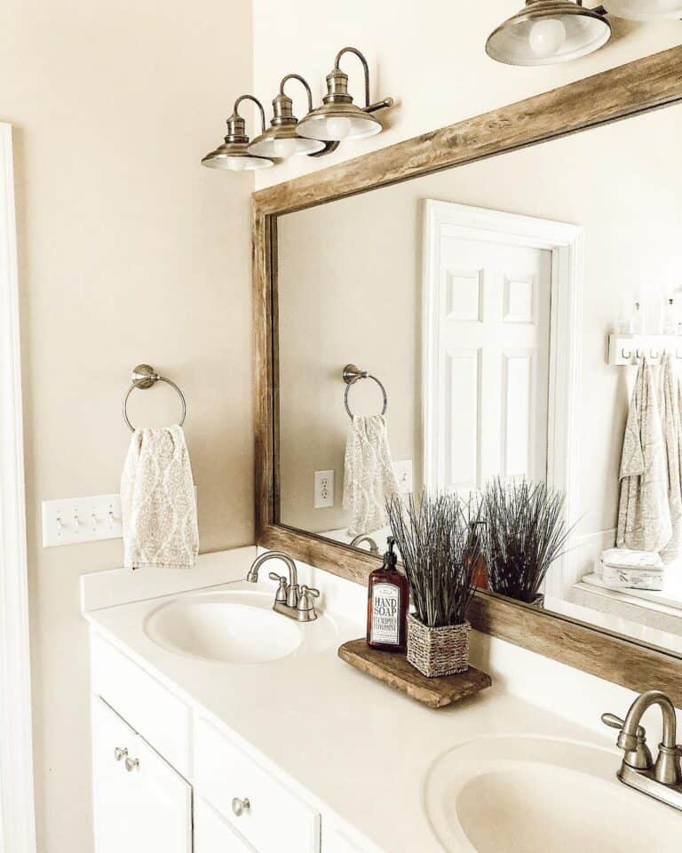 21 White Bathrooms with Wood Accents and a Wealth of Warmth