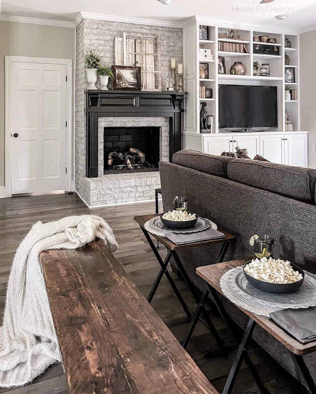28 Stunning Fireplace Hearth Décor Ideas for a Hearty Living Room