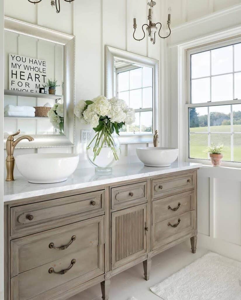 21 White Bathrooms with Wood Accents and a Wealth of Warmth, image size:825x1024