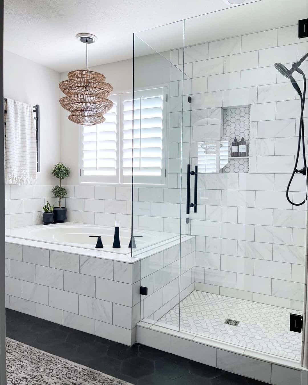 32 Tub Next to Shower Ideas for a Functional Bathroom