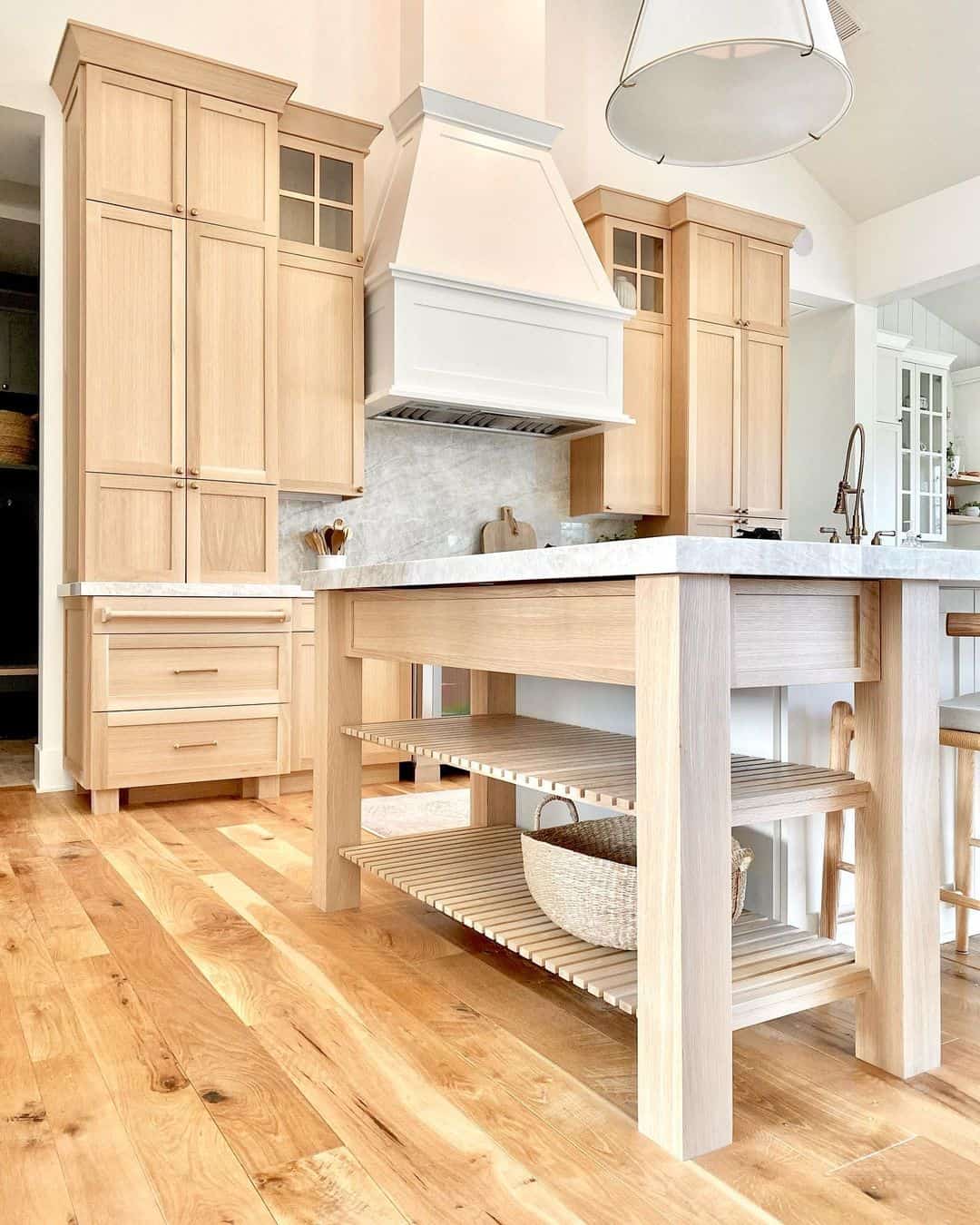 34 Full Overlay Cabinets for Your Next Home Renovation
