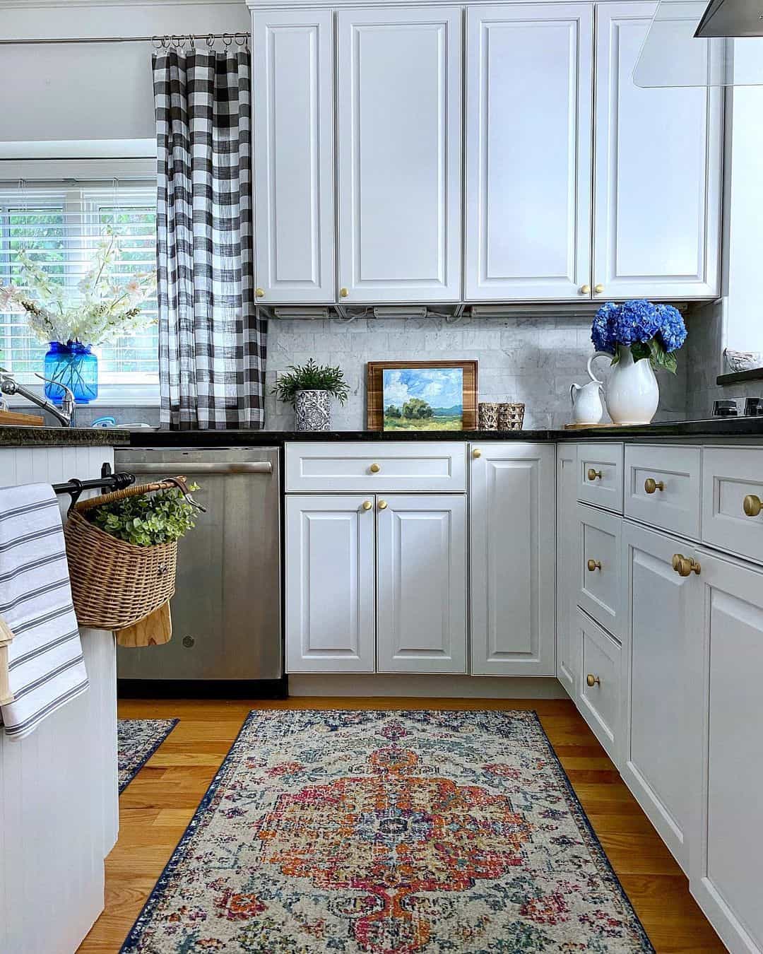 White Kitchen Cabinets with Dark Countertops