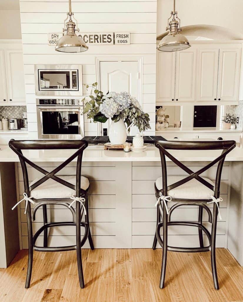 33 Shiplap Kitchen Wall Ideas That are Far From Bland