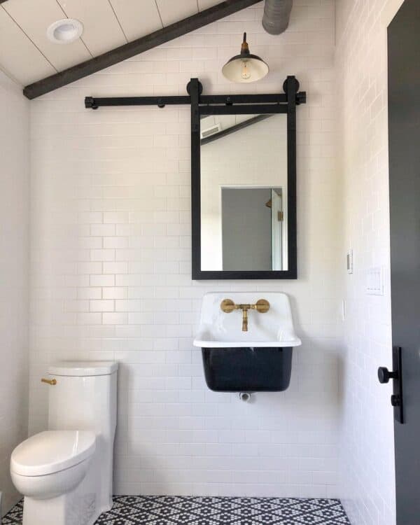 27 Beautiful Black Bathroom Mirrors That Reflect Your Style