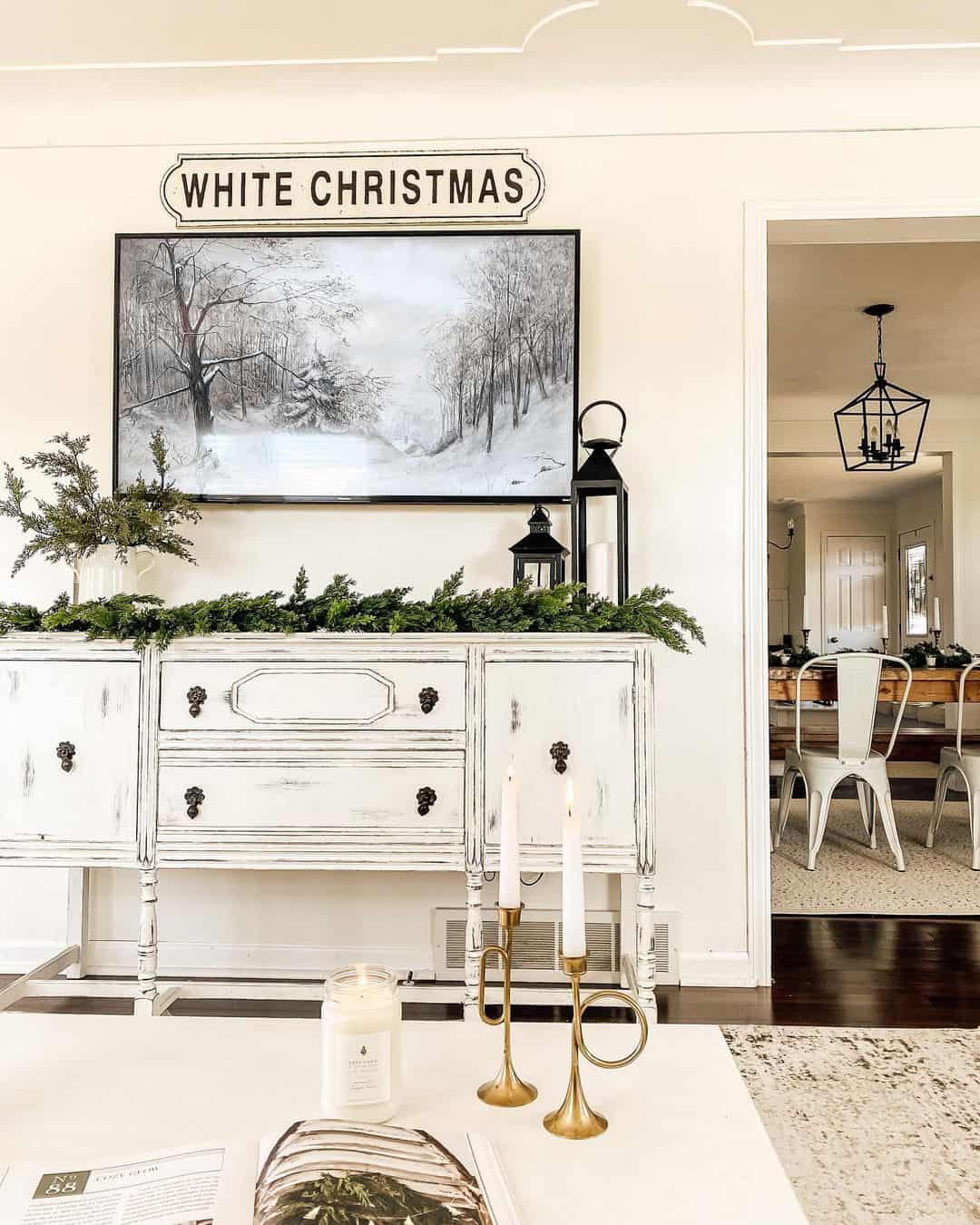 29 Farmhouse Baseboards and Trim Ideas to Tie It All Together