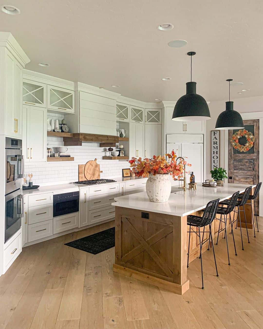 30 White Kitchens with Wood Island for the Ultimate Glow Up