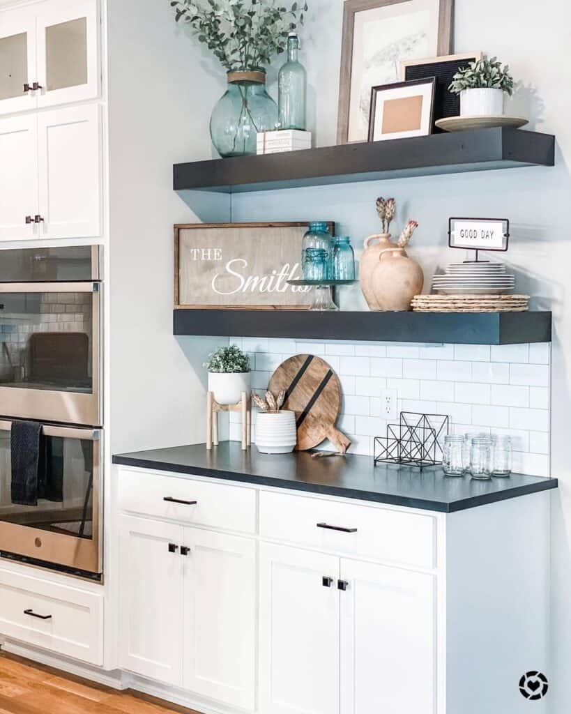 12 Black Floating Shelves to Accent Your Walls