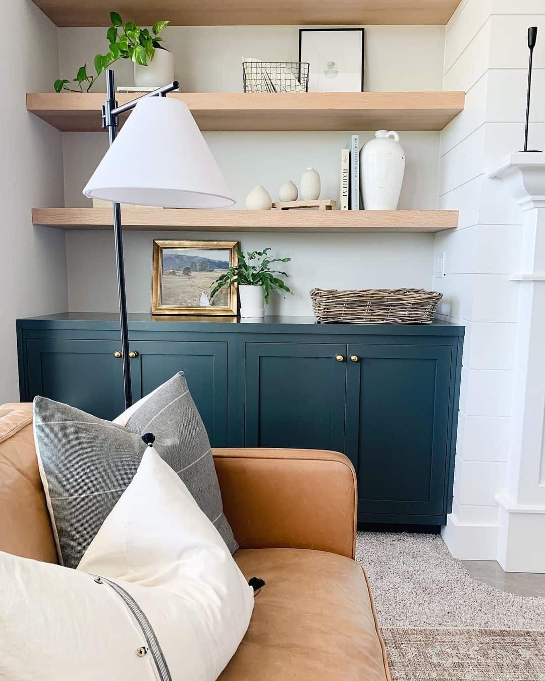 21 Incredible Long Floating Shelves Perfect for Any Space