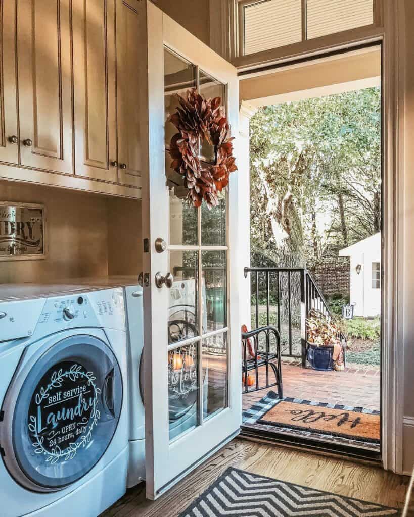 24 Farmhouse Laundry Room Door Designs You Need to See