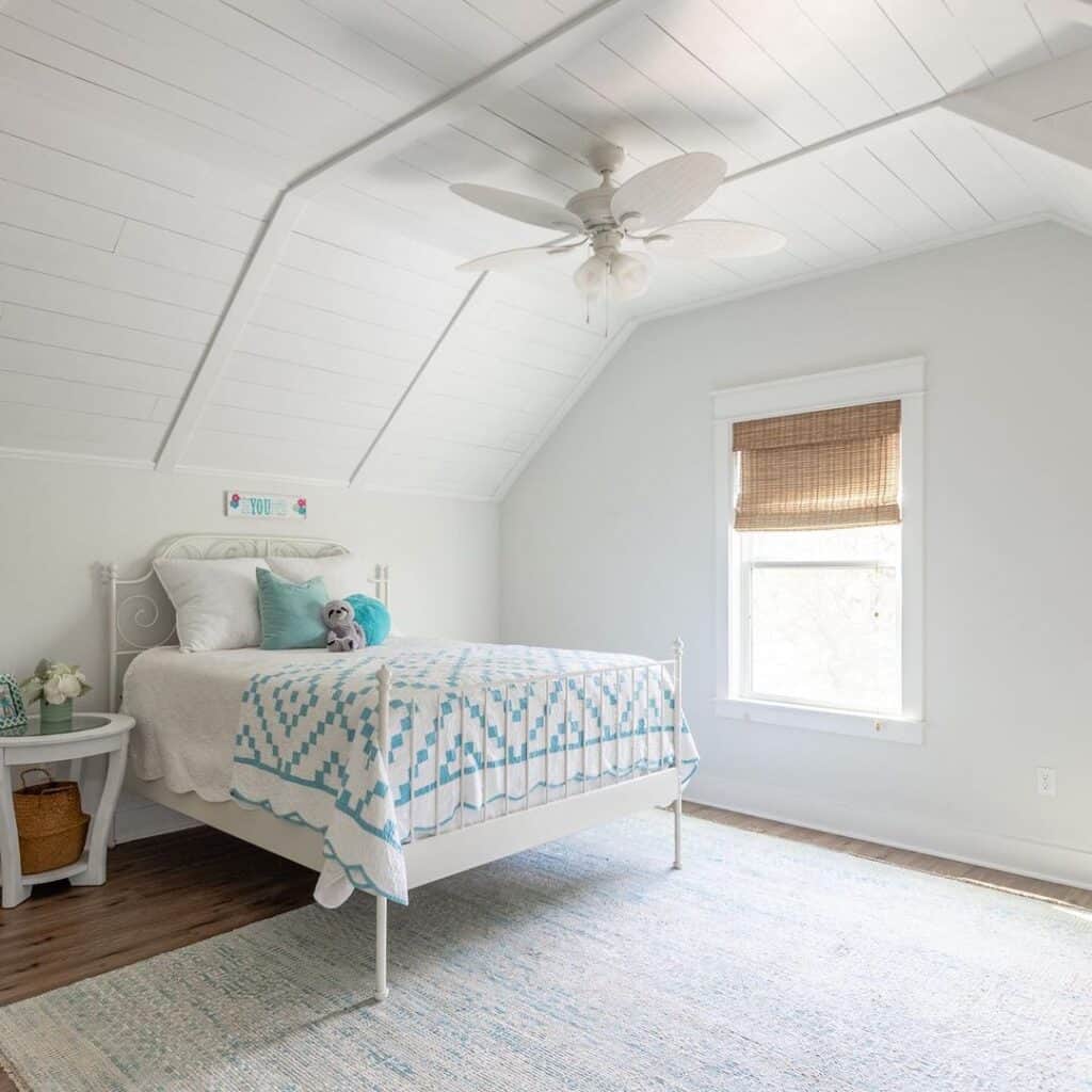 20 Vaulted Ceiling Bedroom Ideas To Elevate Your Style