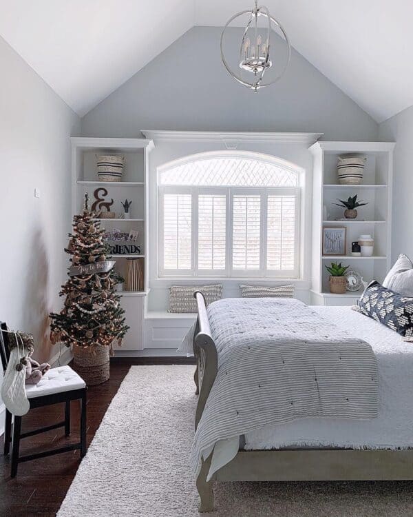 20 Vaulted Ceiling Bedroom Ideas To Elevate Your Style