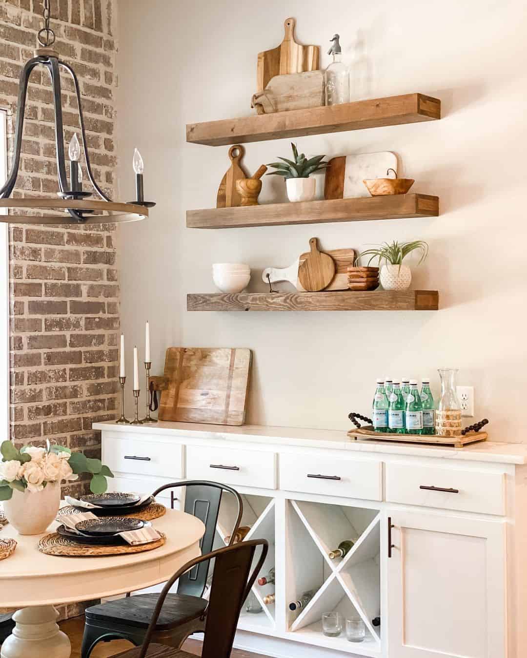 22 Oak Floating Shelves to Lighten Up Your Home
