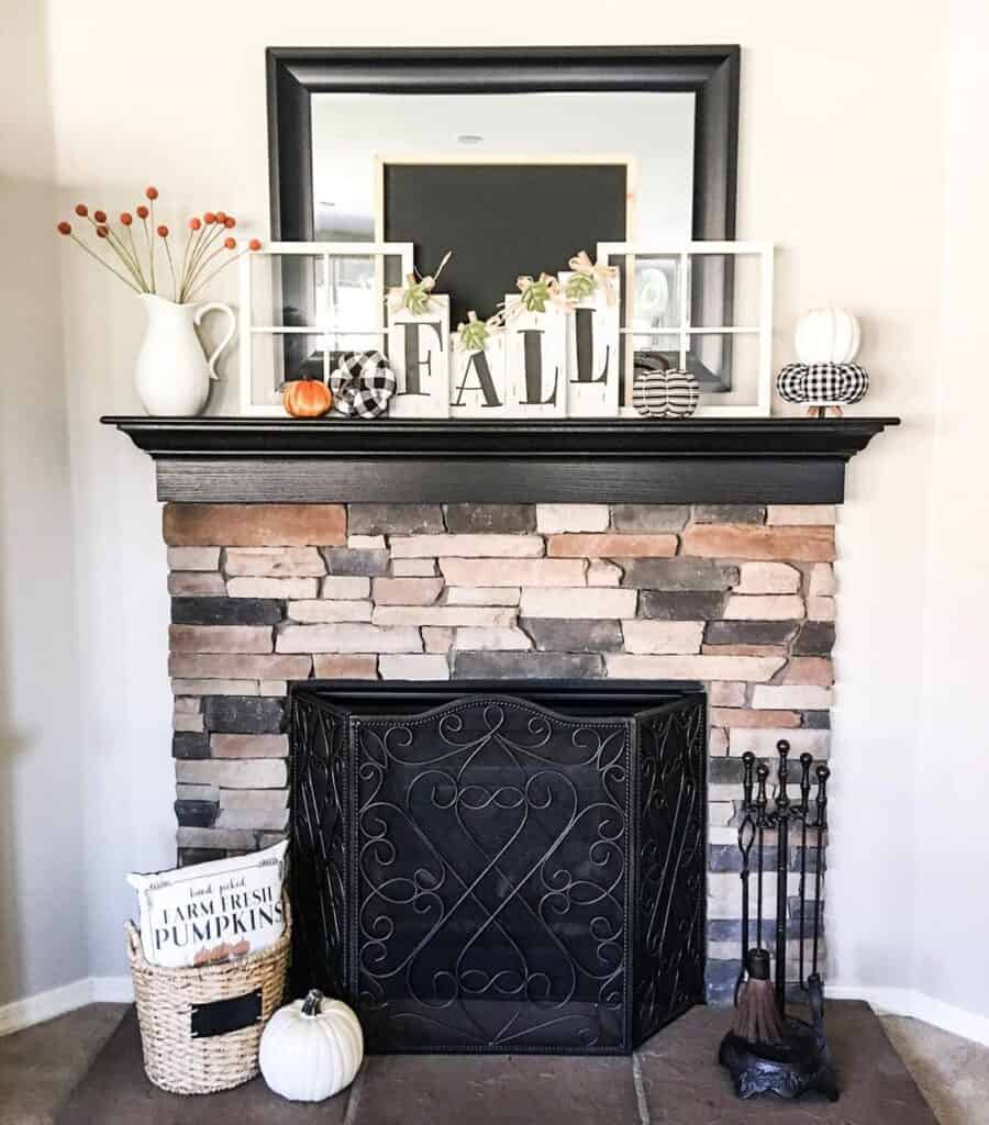 35 Fall Fireplace Décor Ideas to Welcome the Season
