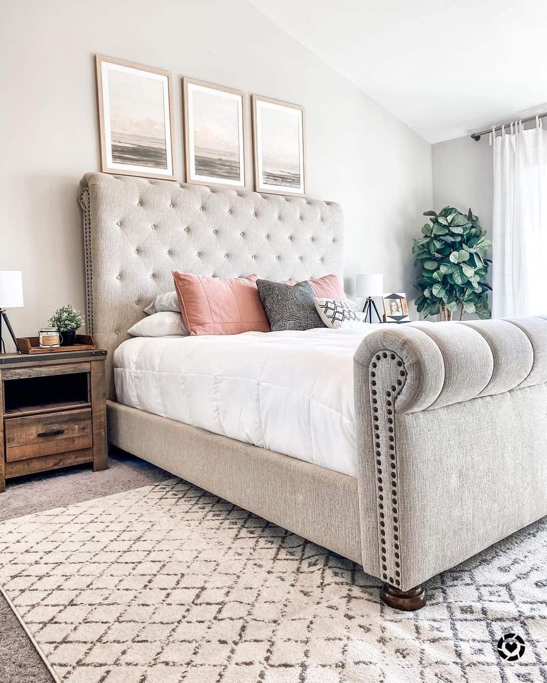 20 Vaulted Ceiling Bedroom Ideas To Elevate Your Style