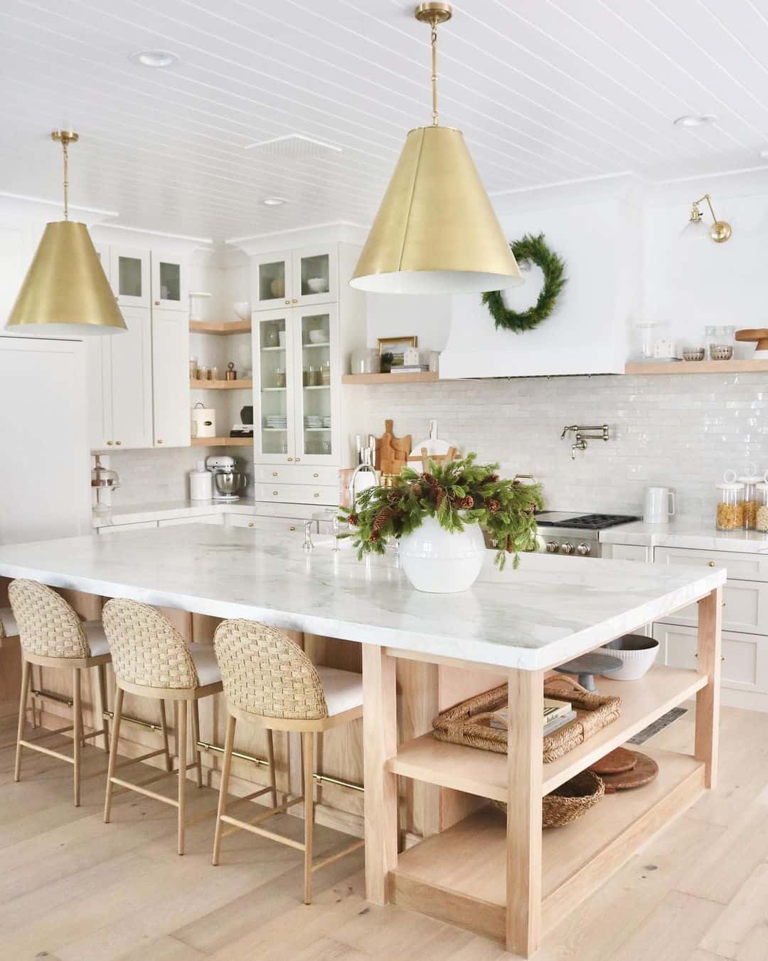 30 White Kitchens with Wood Island for the Ultimate Glow Up