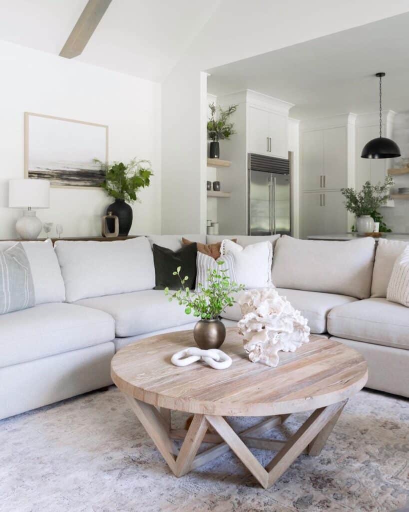 Photo inspiration: Rounded Coffee Table Decor Reference: 35 Wow Worthy Examples Of Round Coffee Table Décor