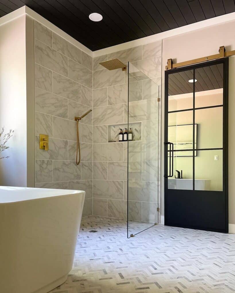 Photo inspiration: Visual Reference: 27 Brilliant Brass Shower Head Ideas To Make Your Home