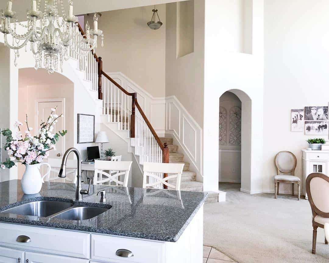 29 Wainscoting Stairs that Turn Up the Drama