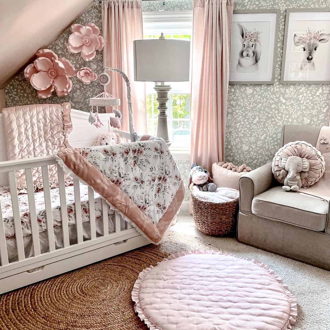 22 Sweet Ideas for a Pink Nursery
