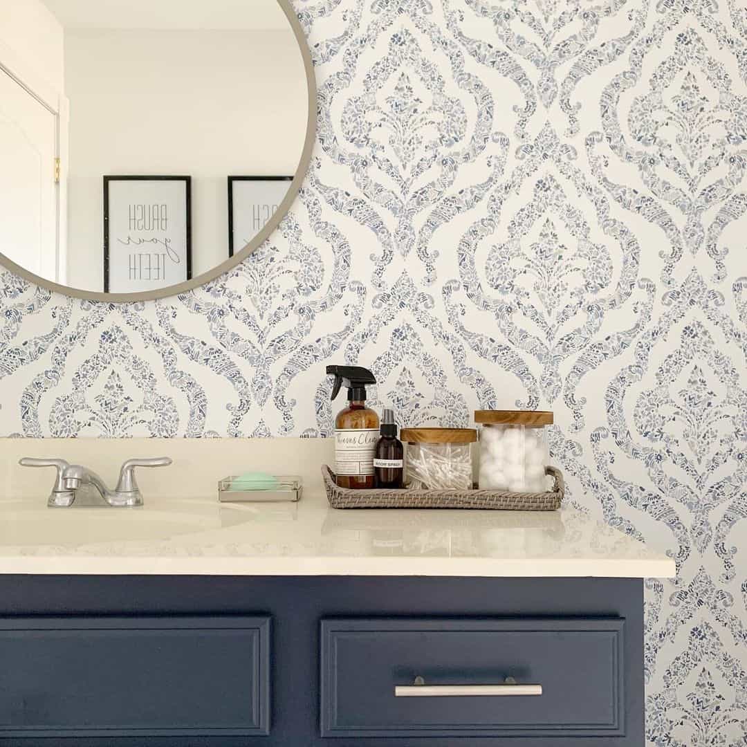 19 Stunning Blue and Gray Bathroom Ideas