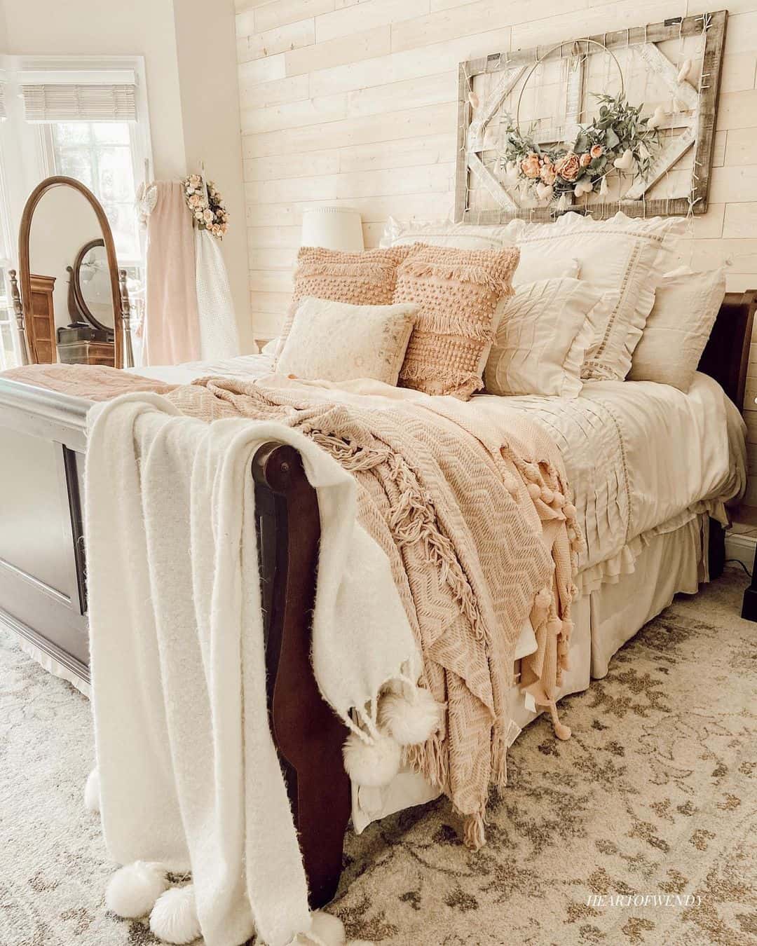 34 Pink Room Décor Ideas Even Adults Will Love