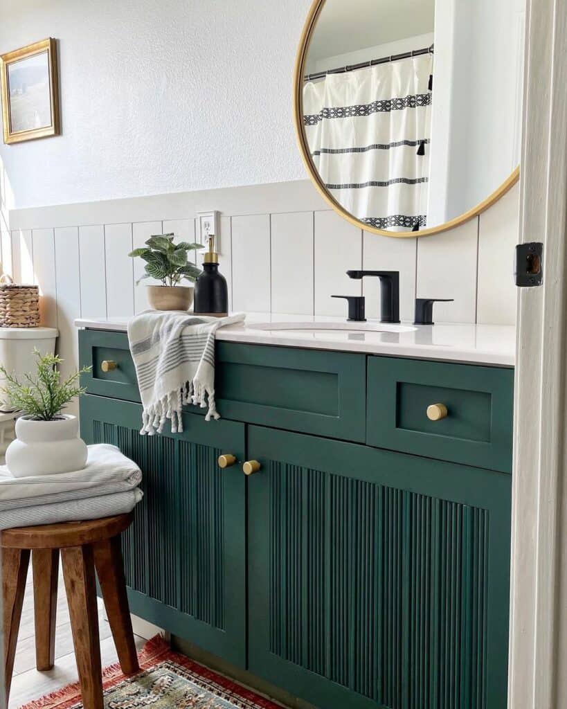 34 Vertical Shiplap Bathroom Ideas You Don’t Want to Miss