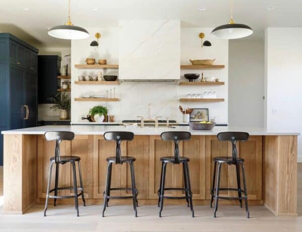 36 Charming Farmhouse Kitchen Island With Seating Options