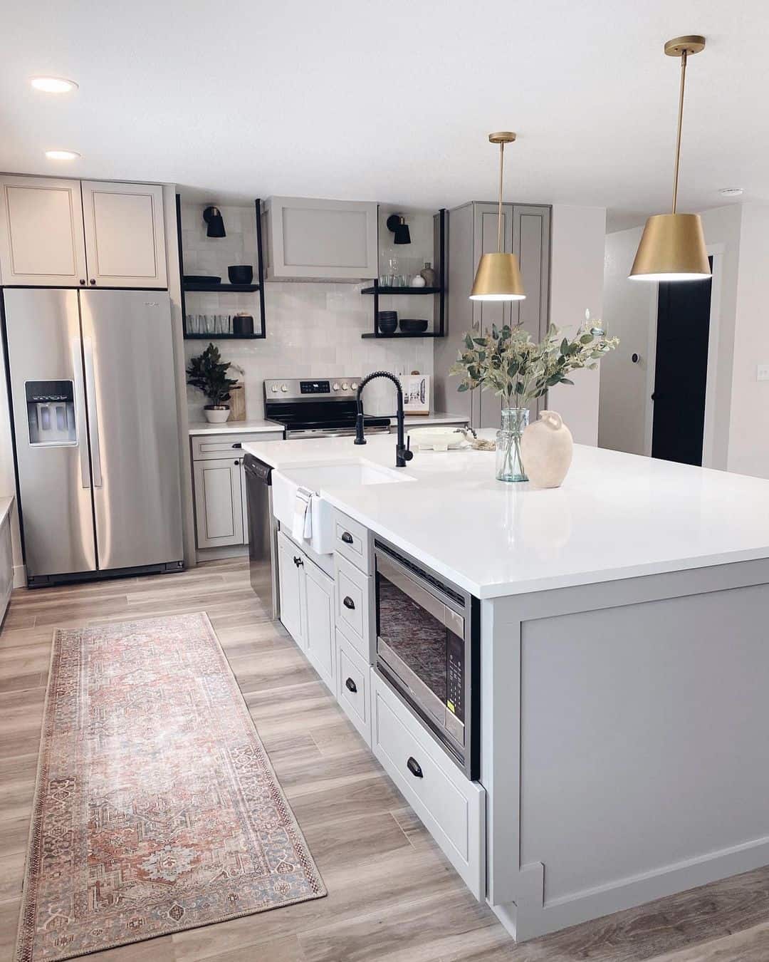14 Grey Cabinets With Black Hardware Ideas That Pop