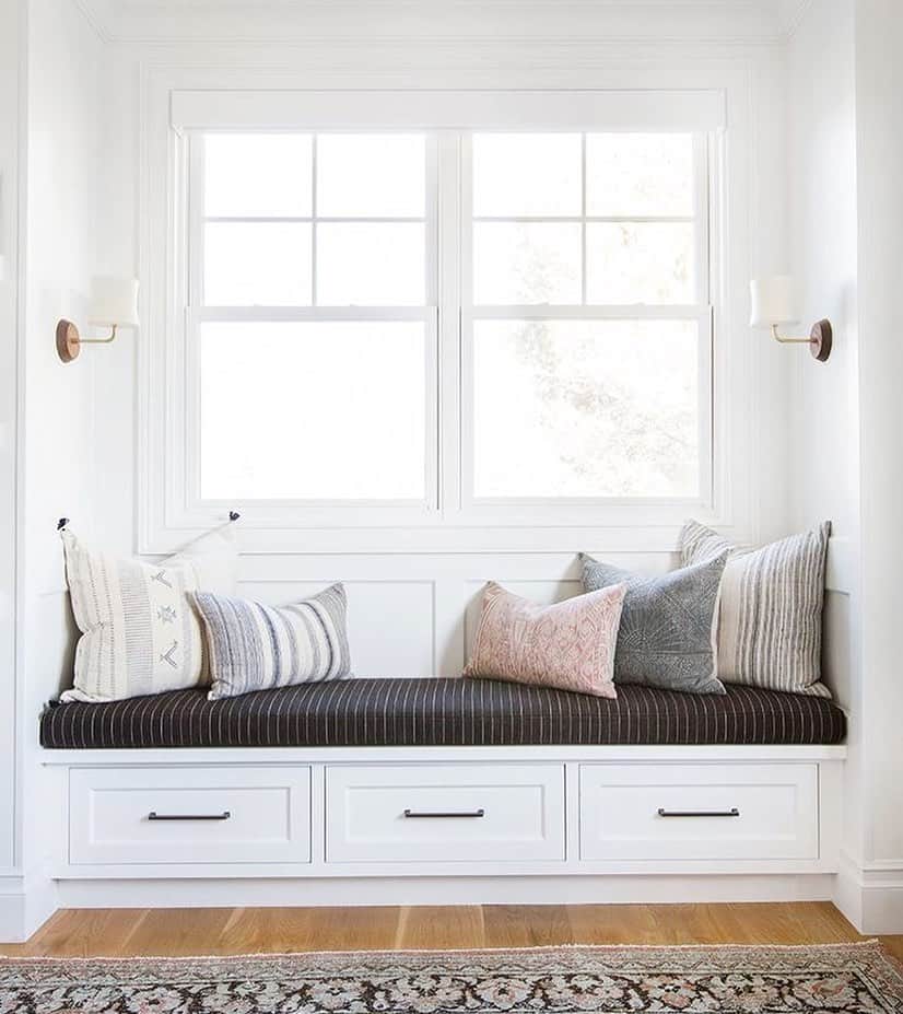 15 Cozy Window Bench with Storage Ideas