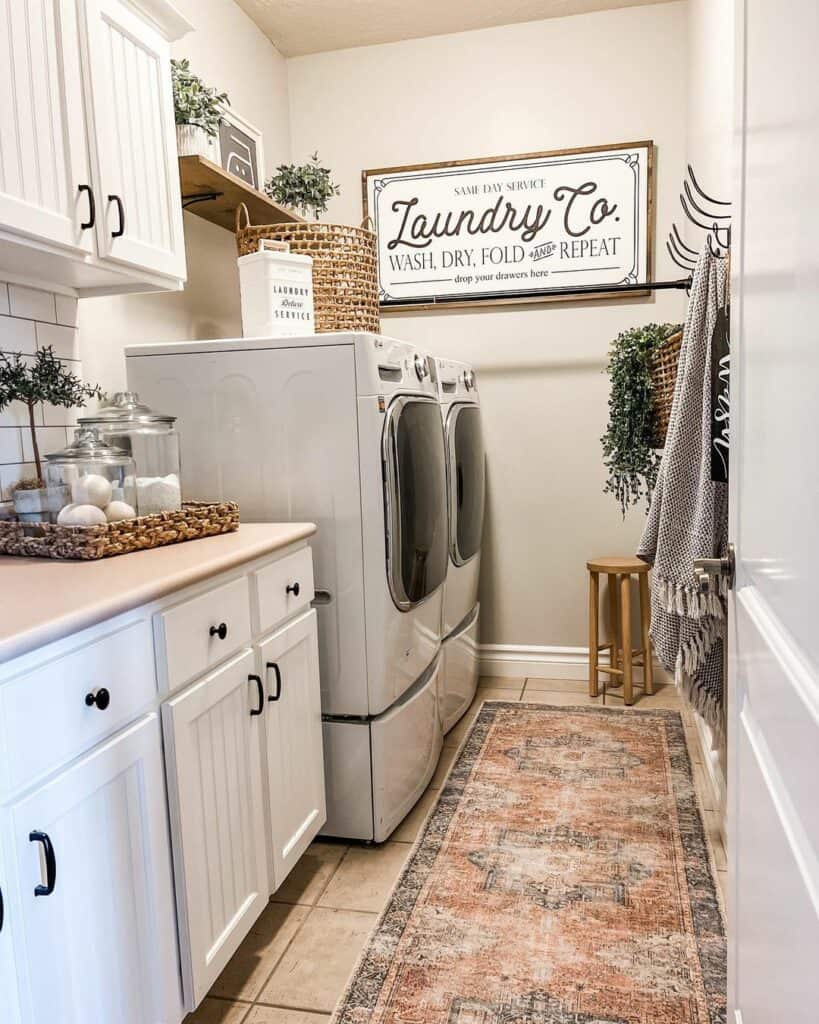 35 Laundry Signs to Add Personality to Your Walls