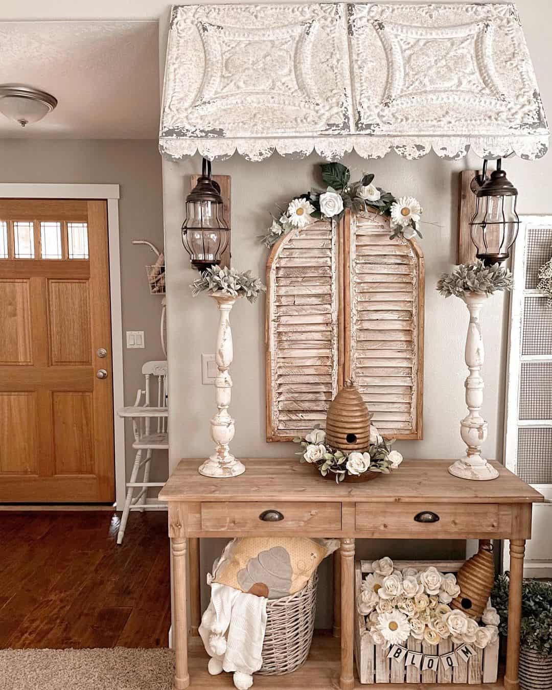 33 Gorgeous Console Table Décor Ideas to Wow Your Guests