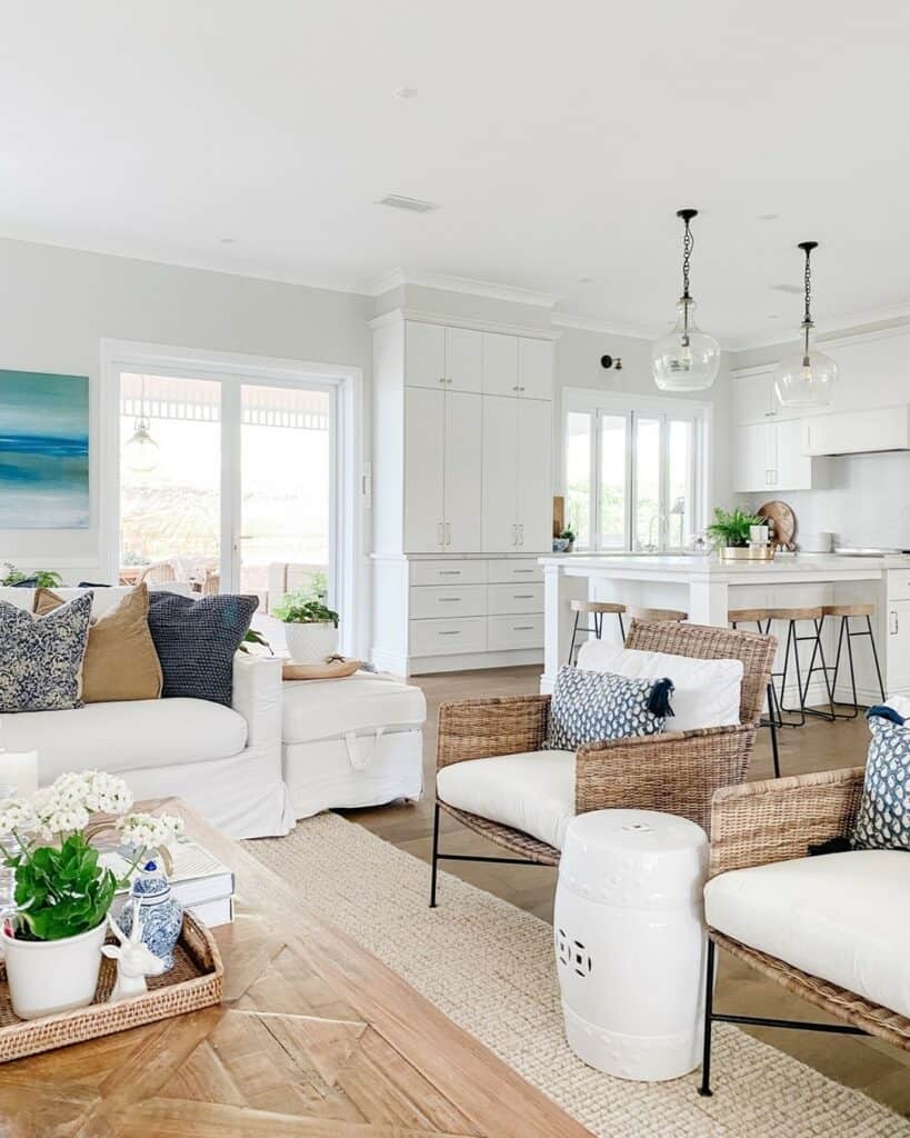 Fresh Look at 33 Cool And Breezy Coastal Living Room Ideas