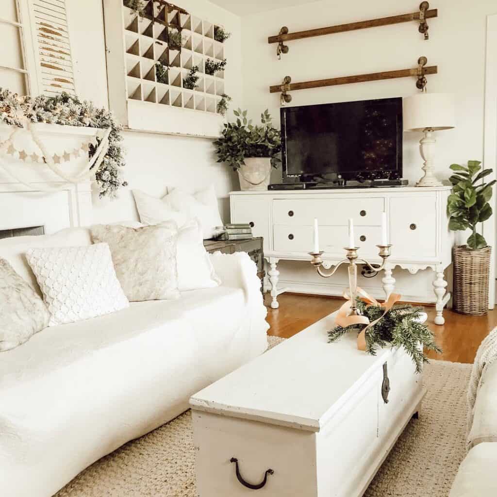 23 Small Living Room with TV Ideas to Maximize your Space