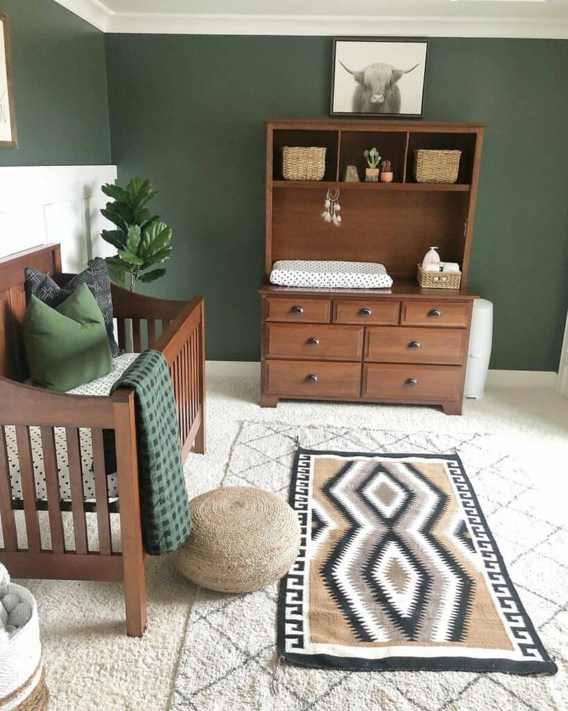 32 Elegant Dark Green Walls for a Modern Aesthetic