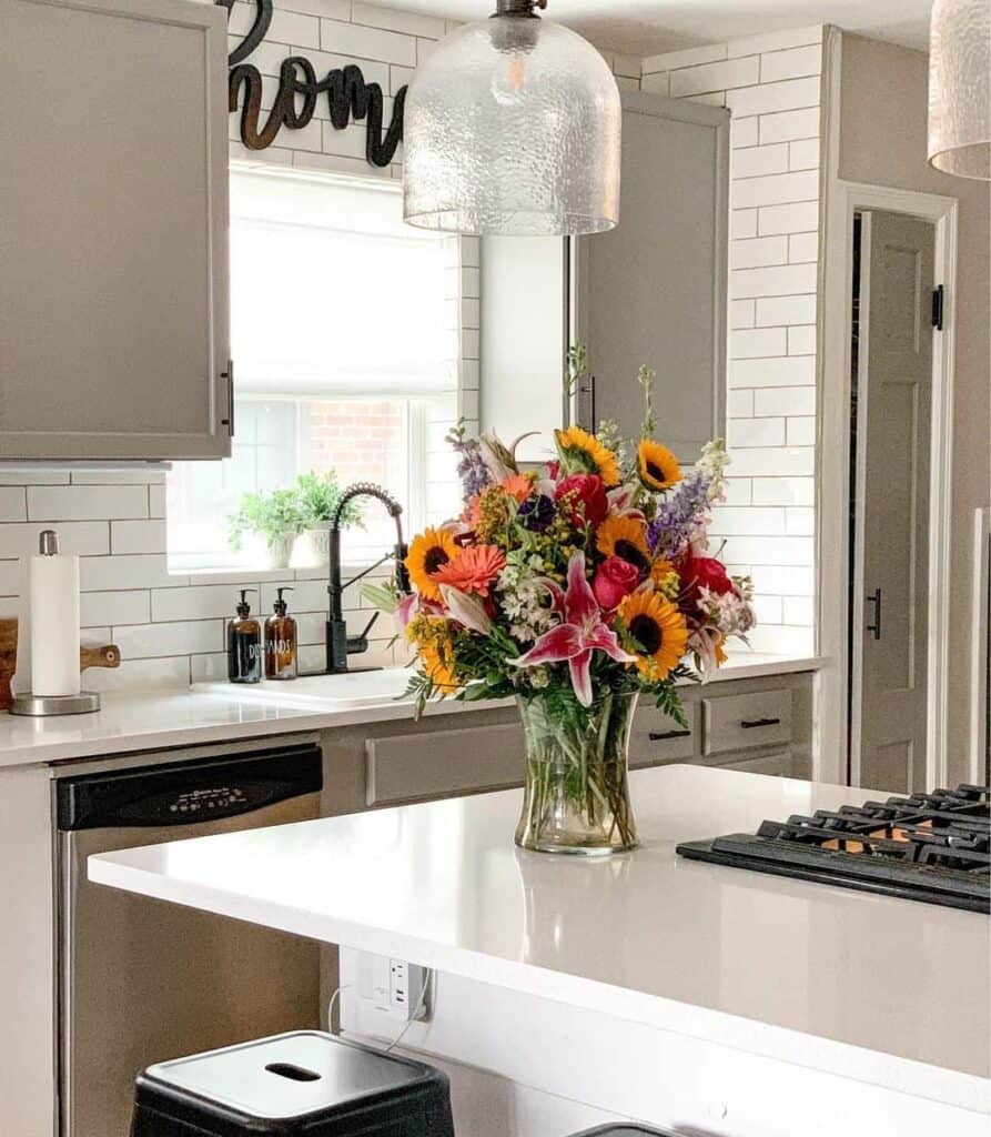 14 Grey Cabinets With Black Hardware Ideas That Pop