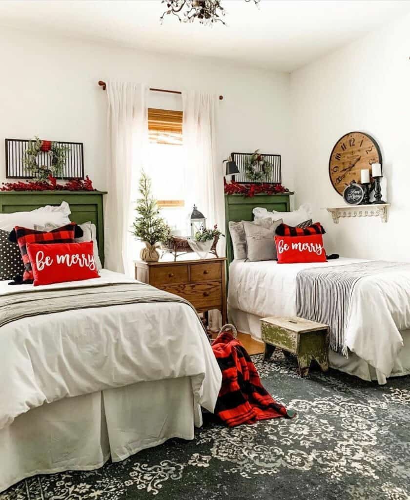 16 Arrangement Ideas for Two Beds in One Small Room