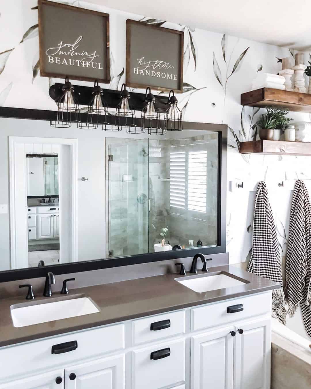 30 Grey and White Bathroom Ideas That Work for Any Style