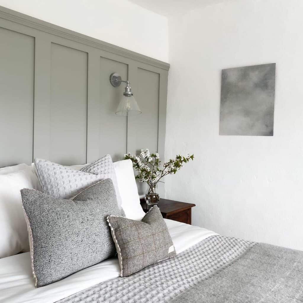 30 Grey and White Bedroom Ideas for Timeless Style