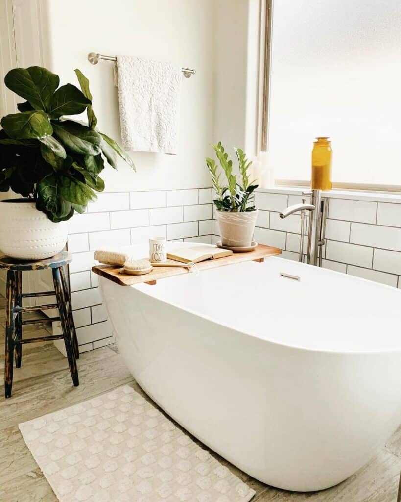 26 Design Inspirations for a Freestanding Tub With Shower