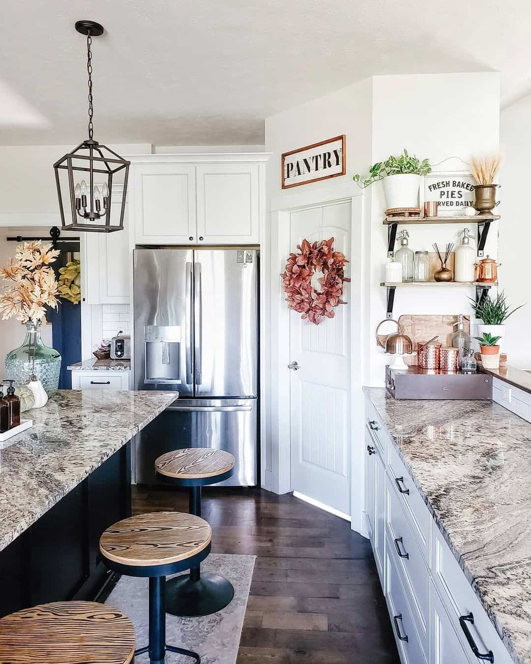 34 Corner Pantry Ideas for Inside and Outside