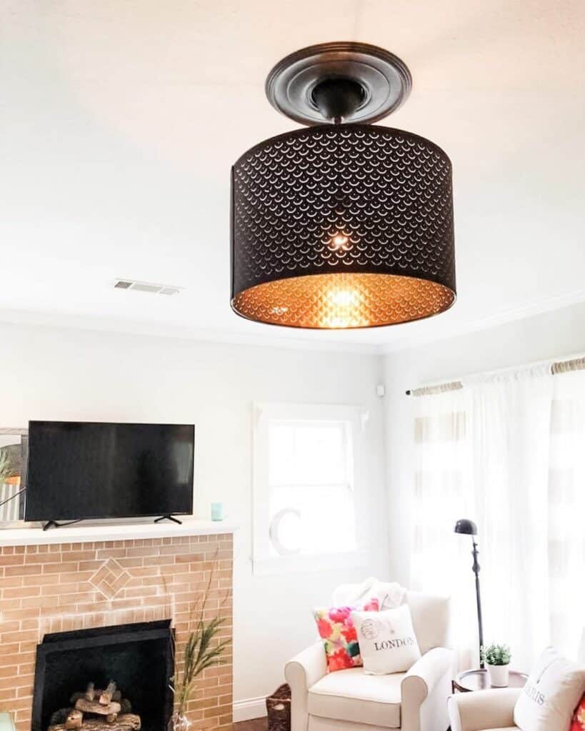 33 Black and Gold Light Fixture Ideas for Perfect Lighting