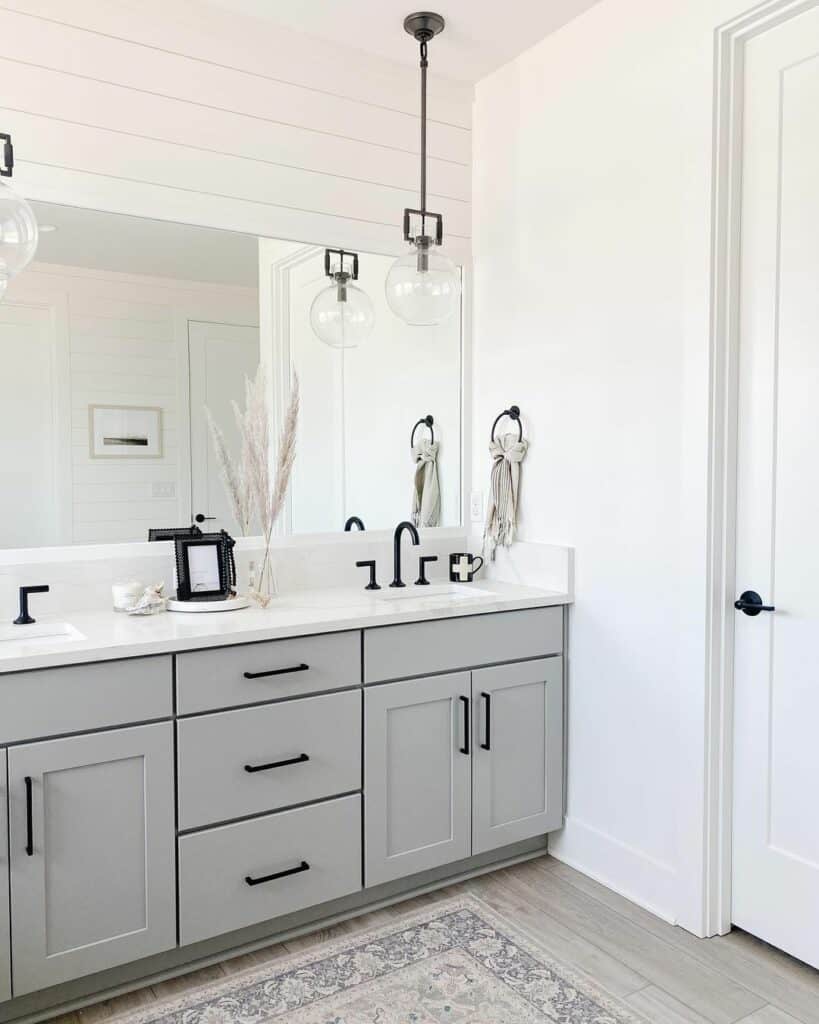 30 Grey and White Bathroom Ideas That Work for Any Style