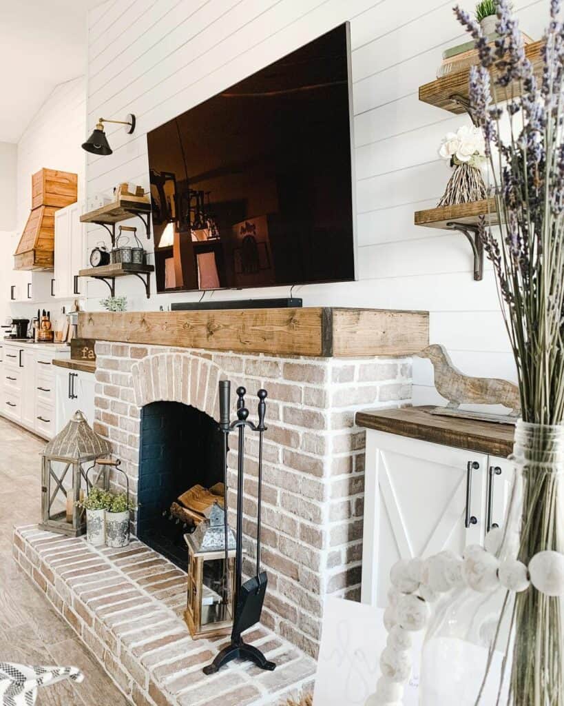 30 Eye-catching TV Over Fireplace Ideas for Function and Style