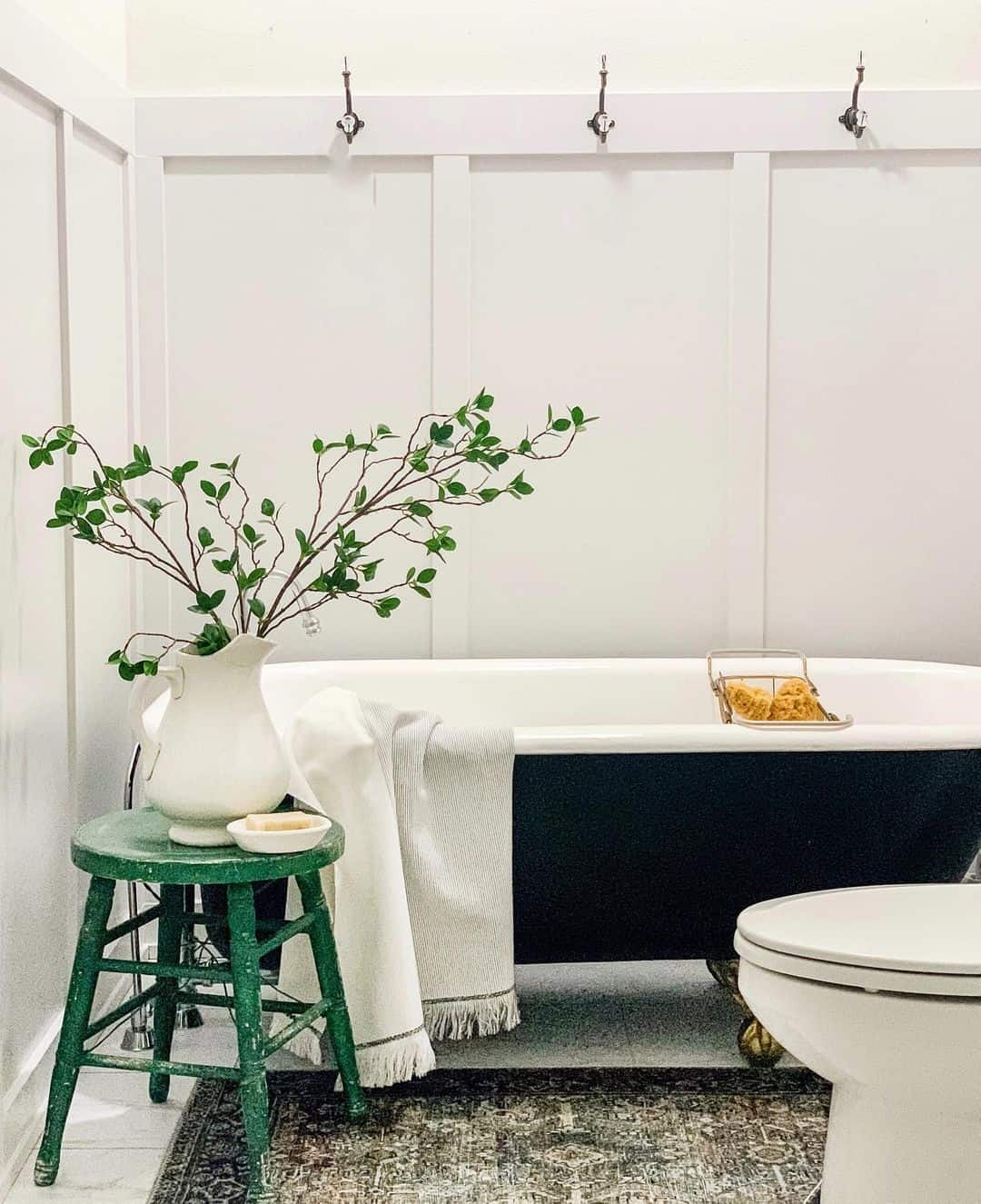 34 Bathroom Stool Ideas to Create a Spa-like Space