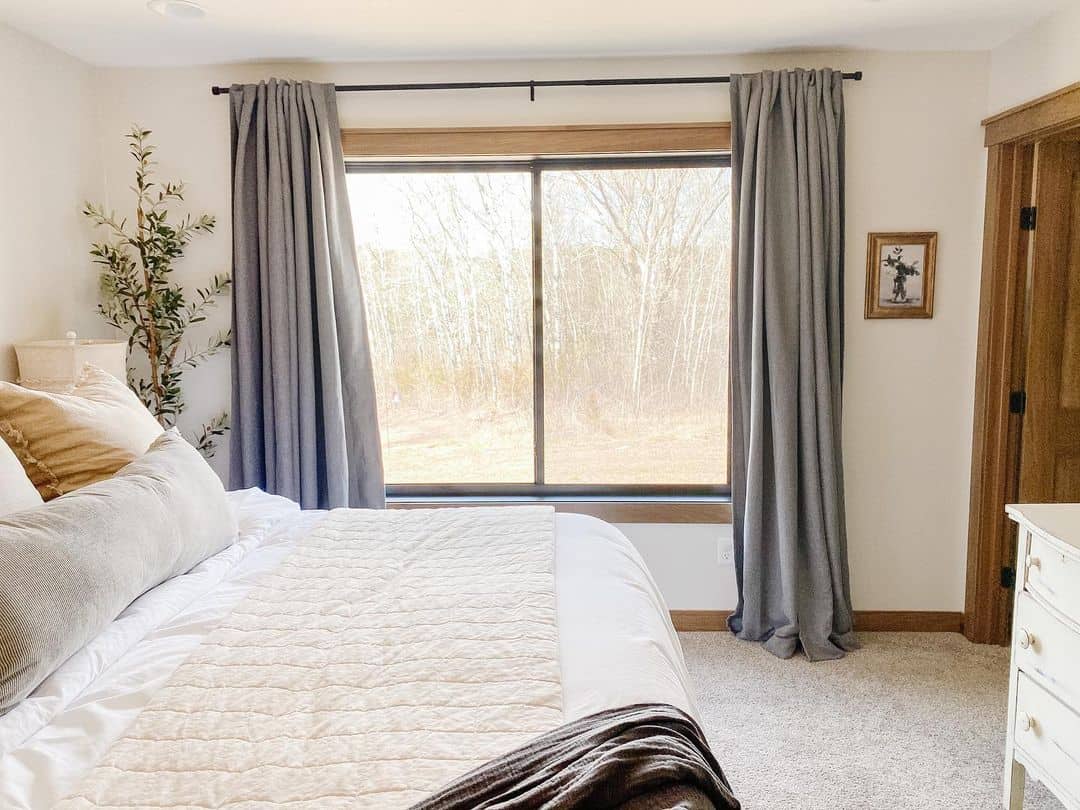 30 Grey and White Bedroom Ideas for Timeless Style