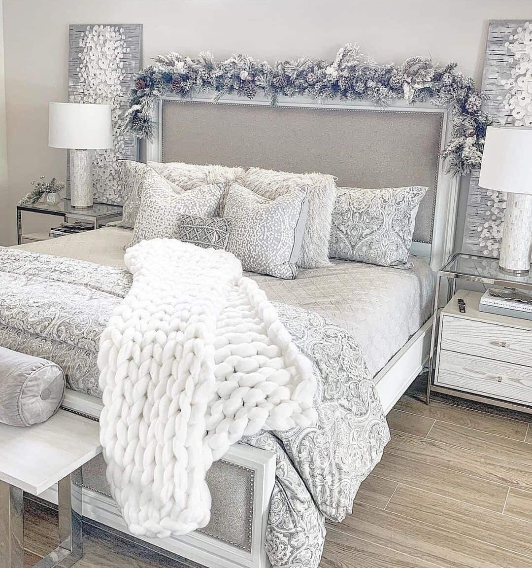 30 Grey and White Bedroom Ideas for Timeless Style