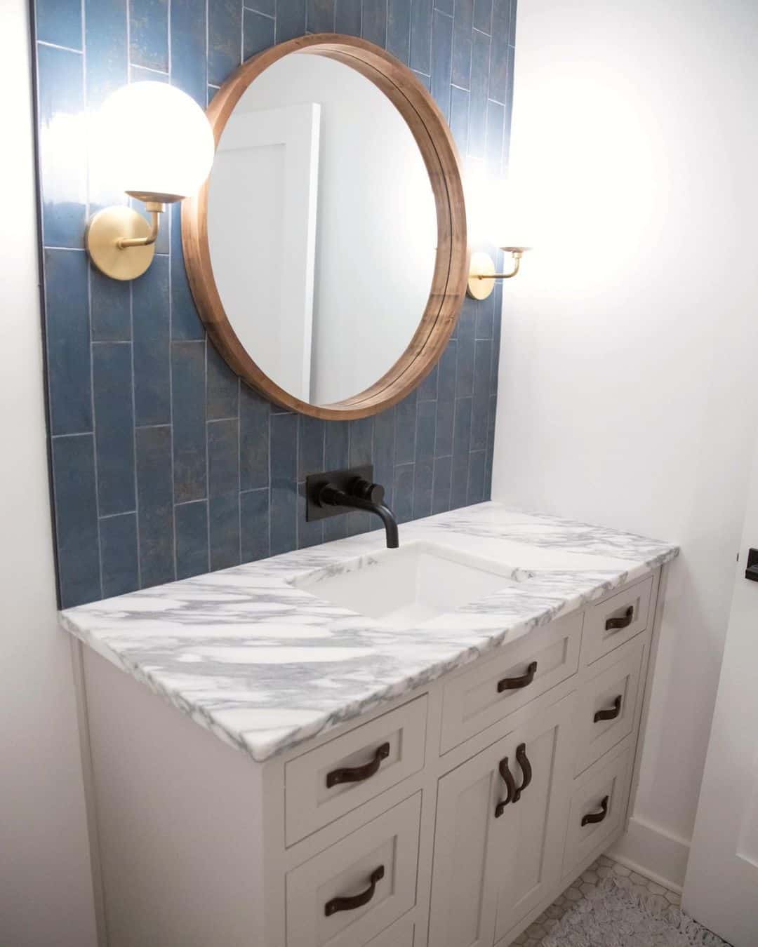 12 Creative Ways to Use Blue Tile in Your Space