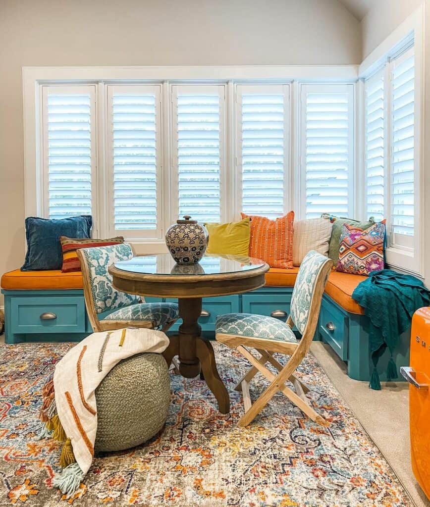 17 Stunning Corner Bench Ideas That Are Incredibly Useful